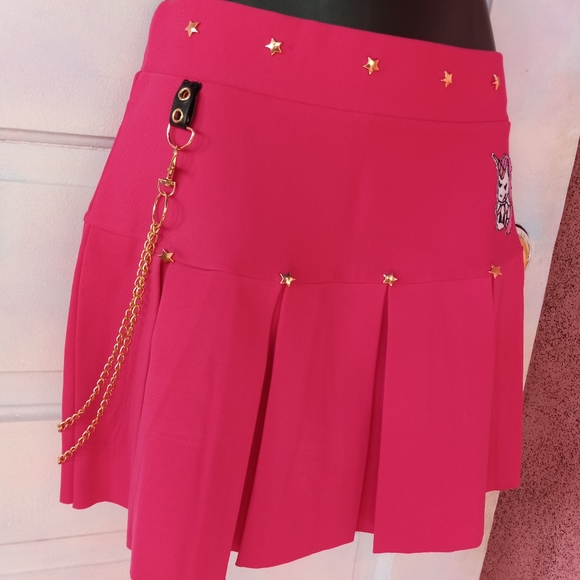SOLD💥Customized Dolls Kill hot pink pleated skrt! unicorn 🦄 gold chain - Picture 10 of 16